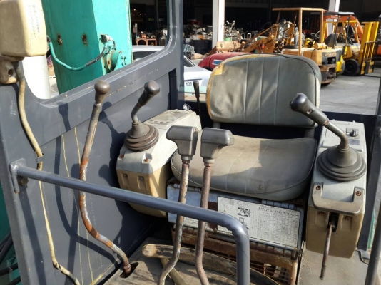 ขาย รถขุด KOBELC0 รุ่น SK50UR-2- แทร็กเหล็ก  มือสองญี่ปุ่น