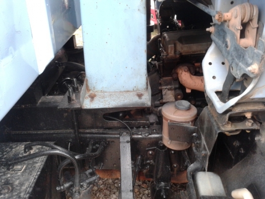 หกล้อดั้ม  120แรงม้า  ฝาขาว..ปี43  เฟื่องท้าย  145 ภายในครบชุด รถสวย คัชซีสวย เครื่องแน่น  เล่มพร้อมโอน