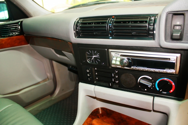 BMW SERIES 5 525i E34 big-nose AT ปี 1995 BMW SERIES 5 525i E34 big-nose AT ปี 1995