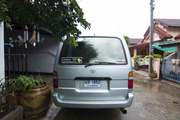 รถตู้หัวจรวด หลังคาสูง รถบ้านใช้งานในครอบครัวครับ