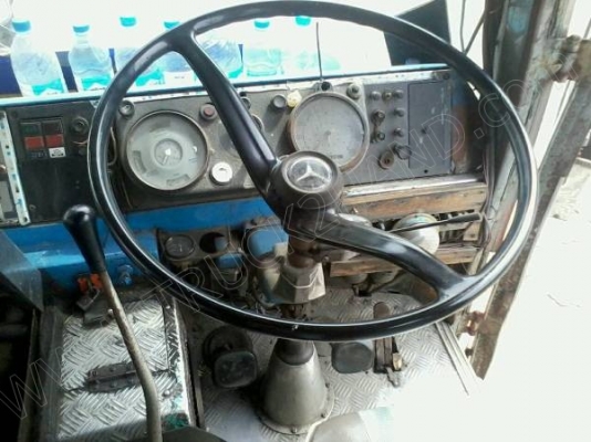 รถบัส ยี่ห้อ BENZ ยาว12 เมตร รถบัส ยี่ห้อ BENZ ยาว12 เมตร