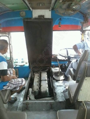 รถบัส ยี่ห้อ BENZ ยาว12 เมตร รถบัส ยี่ห้อ BENZ ยาว12 เมตร