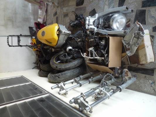 ลงรูปใหม่กับอะไหล่400cc.