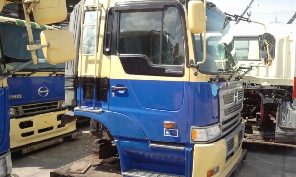 หัวเก๋ง 10 ล้อ HINO PROFIA อุปกรณ์ครบ ราคาพิเศษ!!!