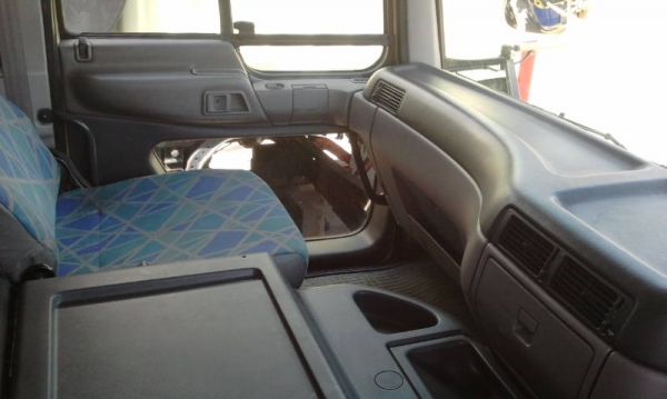 หัวเก๋ง 10 ล้อ HINO PROFIA อุปกรณ์ครบ ราคาพิเศษ!!!