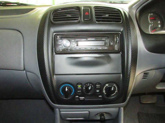 FORD LASER GLXi 1.6 AT ปี 2000 FORD LASER GLXi 1.6 AT ปี 2000