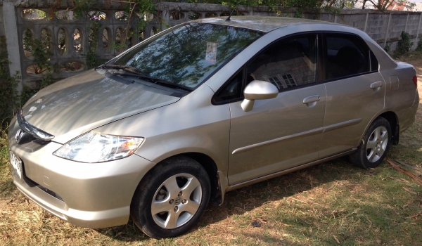 ฟรีดาวน์ ออกรถไม่ต้องใช้เงินซักบาทครับ HONDA CITY i-DSI 1.5 AT ปี 2005 รถสวยจัดเดิมๆ เครื่องแห้งแรงดี ภายในเก๋งคอนโซลสวยครบ CD MP3 เบาะหุ้มหนัง พ.เพาเวอร์ ก.ไฟฟ้า กุญแจรีโมท ช่วงล่างแน่น ล้อแม็กลายสวย เอกสารทะเบียนครบพร้อมโอน ราคาต่อรองได้ครับ