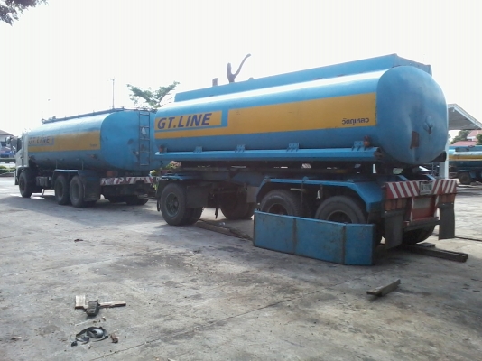 ขายด่วนรถพ่วง Hino 6 สูบ 248 แรงม้า 3 เพลา