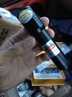 ขายเลเซอร์ชี้ดาว สีเขียว ราคาพิเศษ