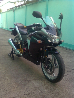 CBR 250 i