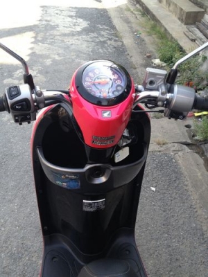 SCOOPY I ตัวใหม่ล่าสุดล้อแม็คซ์ ลายJEANS LOVERรถปี2013รถ4เดือนวิ่ง2xxxโลสวยสภาพป้ายแดง