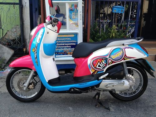 SCOOPY I โฉมปัจจุบันลายLOVERรถี2012วิ่ง3xxxโลสภาพป้ายแดงมีเล่มพร้อมโอน
