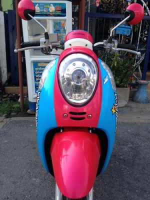 SCOOPY I โฉมปัจจุบันลายLOVERรถี2012วิ่ง3xxxโลสภาพป้ายแดงมีเล่มพร้อมโอน