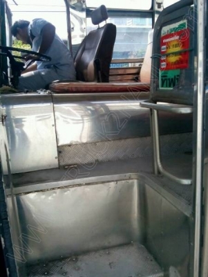 รถบัส ยี่ห้อ BENZ  ยาว 12 เมตร