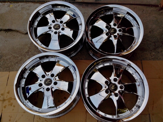 ขายล้อแม็กขอบ17 ห้ารู114.3มือสองเงาๆครับ ขายถูกๆ