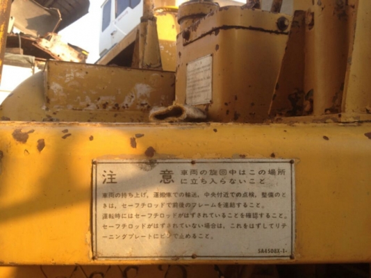 ต้องการขายรถตักCAT 966C