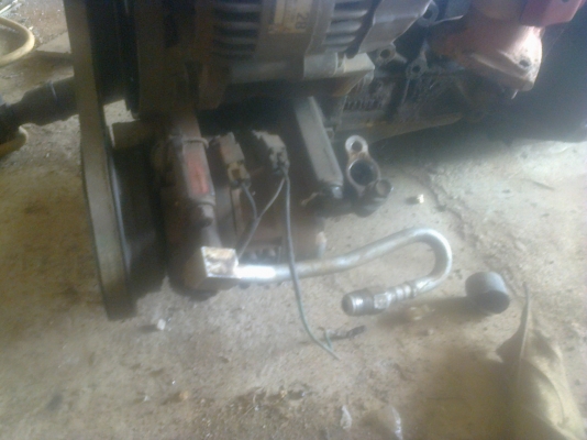 เครื่องยนต์ GA16 พร้อมเกียร์ เครื่องยนต์ GA16 พร้อมเกียร์