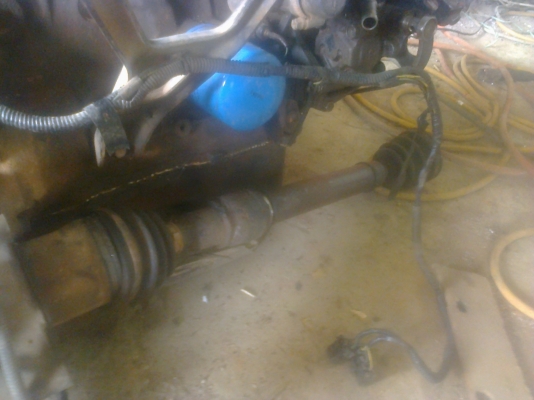 เครื่องยนต์ GA16 พร้อมเกียร์ เครื่องยนต์ GA16 พร้อมเกียร์