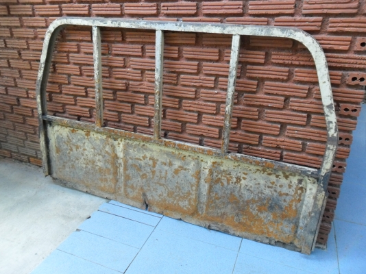 กระจังหน้า ของTOYOTA HERO เป็นอะไหล่ครับ