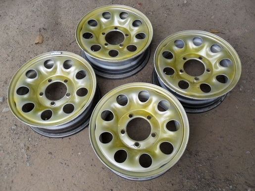 ล้อ  กะทะเหล็ก ล้อแม็กมีเป็นชุด  และเป็นคู่