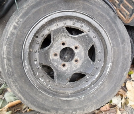 ล้อ  กะทะเหล็ก ล้อแม็กมีเป็นชุด  และเป็นคู่