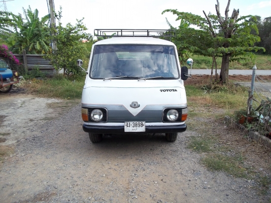 รถตู้ โตโยต้า โบราณ