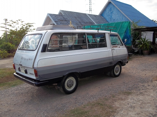 รถตู้ โตโยต้า โบราณ