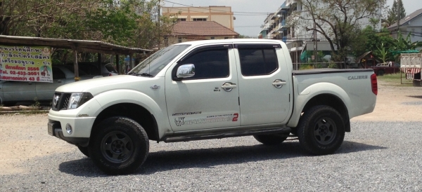 ขาย Nissan Navara Calibre Auto 4Doors ยกสูง 3 นิ้ว ขาย Nissan Navara Calibre Auto 4Doors ยกสูง 3 นิ้ว