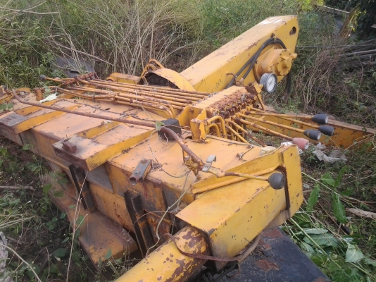 เครนยกของใส่กับอีซูซุร็อคกีขายตามสภาพ  3  ตัน(ลดแล้วเหลือ117000บาท)