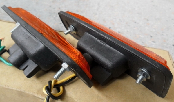 ไฟข้างแก้ม ม้ากระโดด rn30