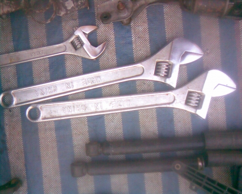 ประแจเลื่อน 24 นิ้ว