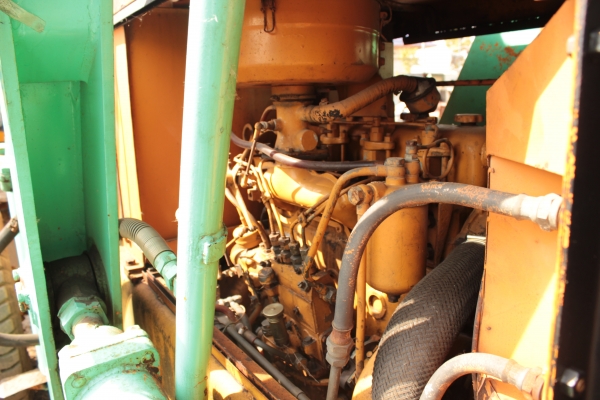 ขายรถคีบอ้อย-ตักล้อยาง-รถยก KOMUTSU SD20-4 แรงดีรับปนระกัน ราคา 260,000บาท