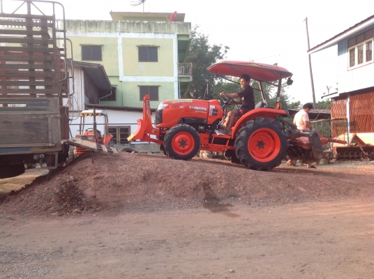 ปัญญาแทรคเตอร์มาแล้ว...จัดมาให้ คูโบต้า L3008 (ปี2555)ทำงาน 659 ชม. ใบมีดคานล่าง พร้อมโรตาลี่ จัดส่ง อ.ดอยหล่อ จ.เชียงใหม่