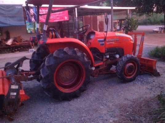 ปัญญาแทรคเตอร์มาแล้ว...จัดมาให้ คูโบต้า L3008 (ปี2555)ทำงาน 659 ชม. ใบมีดคานล่าง พร้อมโรตาลี่ จัดส่ง อ.ดอยหล่อ จ.เชียงใหม่