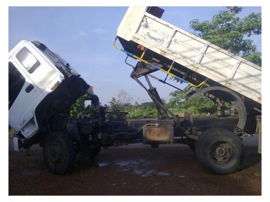 ขาย รถดั๊ม 6ล้อ ISUZU DECA 195แรง