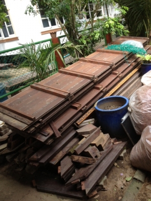 ขายเหมาไม้ศาลาทรงปั้นหยา