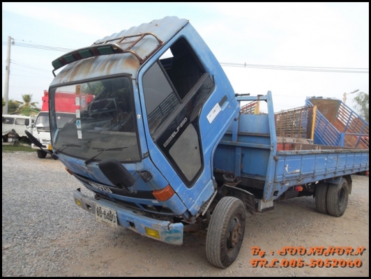 ขายด่วน รถบรรทุก 6 ล้อ ISUZU NPR59P 115 แรง กระบะ 5M รถสวย พร้อมใช้งานราคาสุดคุ้ม