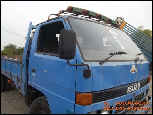 ขายด่วน รถบรรทุก 6 ล้อ ISUZU NPR59P 115 แรง กระบะ 5M รถสวย พร้อมใช้งานราคาสุดคุ้ม