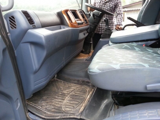 รถฮีโน่ 6 ล้อดั้ม 170 แรงม้า ปี 50  ( รถวิ่ง 4x,xxx กม. )   สนใจติดต่อ 081 - 6079515