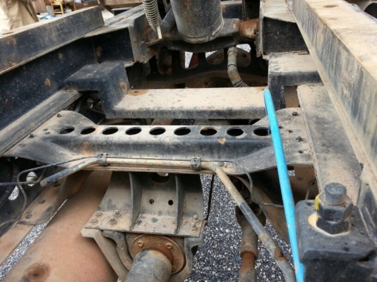 รถฮีโน่ 6 ล้อดั้ม 170 แรงม้า ปี 50  ( รถวิ่ง 4x,xxx กม. )   สนใจติดต่อ 081 - 6079515