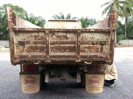 รถฮีโน่ 6 ล้อดั้ม 170 แรงม้า ปี 50  ( รถวิ่ง 4x,xxx กม. )   สนใจติดต่อ 081 - 6079515