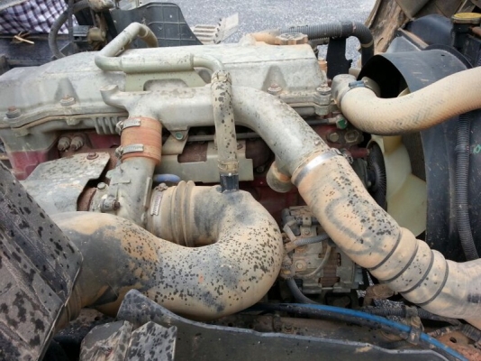 รถฮีโน่ 6 ล้อดั้ม 170 แรงม้า ปี 50  ( รถวิ่ง 4x,xxx กม. )   สนใจติดต่อ 081 - 6079515