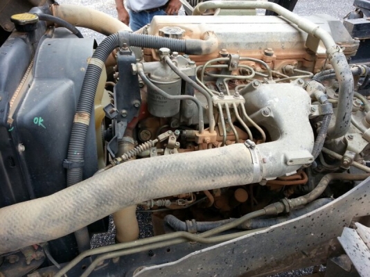 รถฮีโน่ 6 ล้อดั้ม 170 แรงม้า ปี 50  ( รถวิ่ง 4x,xxx กม. )   สนใจติดต่อ 081 - 6079515