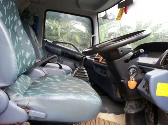 รถฮีโน่ 6 ล้อดั้ม 170 แรงม้า ปี 50  ( รถวิ่ง 4x,xxx กม. )   สนใจติดต่อ 081 - 6079515