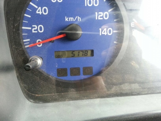 รถฮีโน่ 6 ล้อดั้ม 170 แรงม้า ปี 50  ( รถวิ่ง 4x,xxx กม. )   สนใจติดต่อ 081 - 6079515