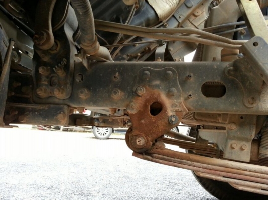 รถฮีโน่ 6 ล้อดั้ม 170 แรงม้า ปี 50  ( รถวิ่ง 4x,xxx กม. )   สนใจติดต่อ 081 - 6079515