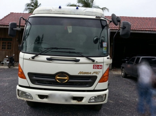 รถฮีโน่ 6 ล้อดั้ม 170 แรงม้า ปี 50  ( รถวิ่ง 4x,xxx กม. )   สนใจติดต่อ 081 - 6079515