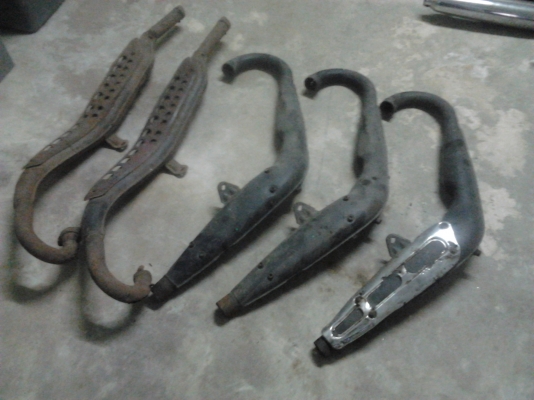 ขายท่อวิบาก kawasaki ke 2ใบ suzuki ts 3ใบ(ท่อแซค)