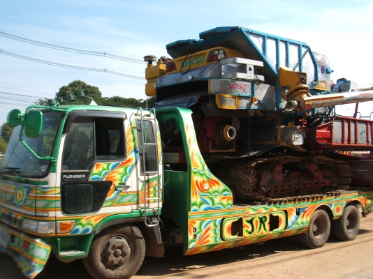 ขายด่วนรถเกี่ยวข้าวศักดิ์พัฒนา KM49 ขายด่วนรถเกี่ยวข้าวศักดิ์พัฒนา KM49