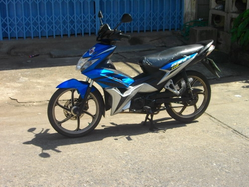 ขาย Honda CZ-I หัวฉีด ล้อแม็ก สีน้ำเงิน-เทา สวยสุภาพ ประหยัดน้ำมันมากๆ 16500 บาท